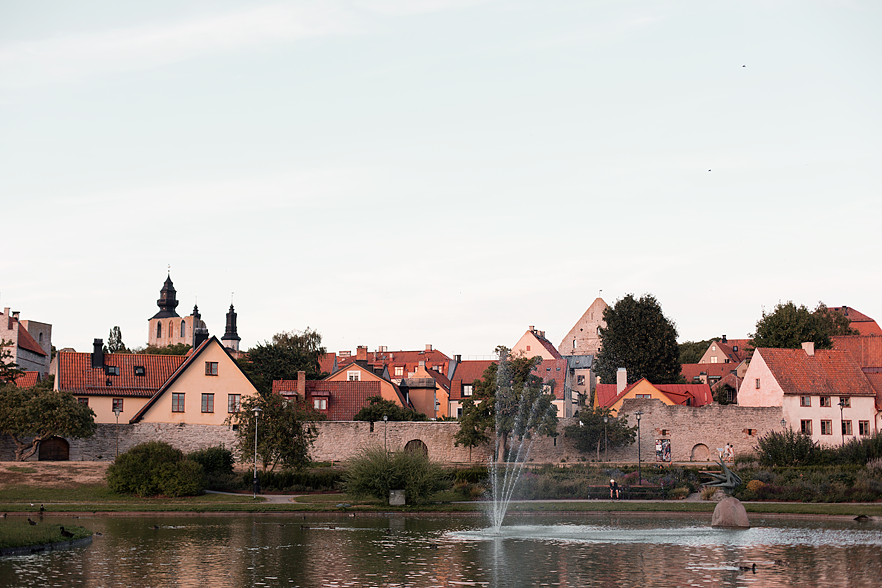 Kvällspromenad i Visby