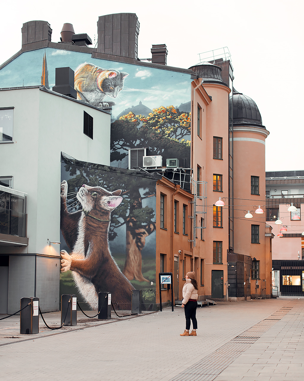 Pelle Svanslös-väggmålning på Påvel Snickares Gränd