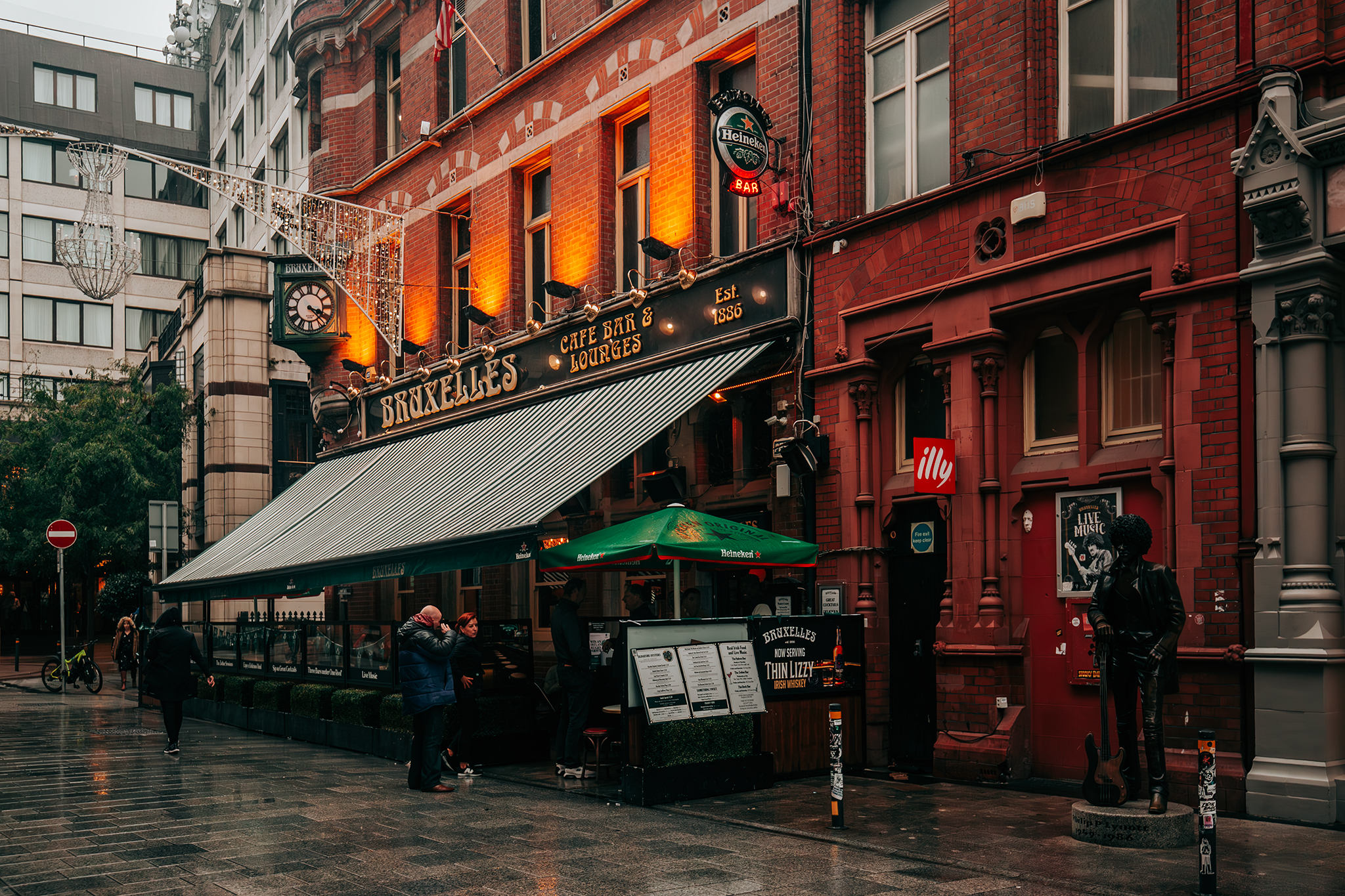 Bruxelles Traditional Irish Pub Dublin​