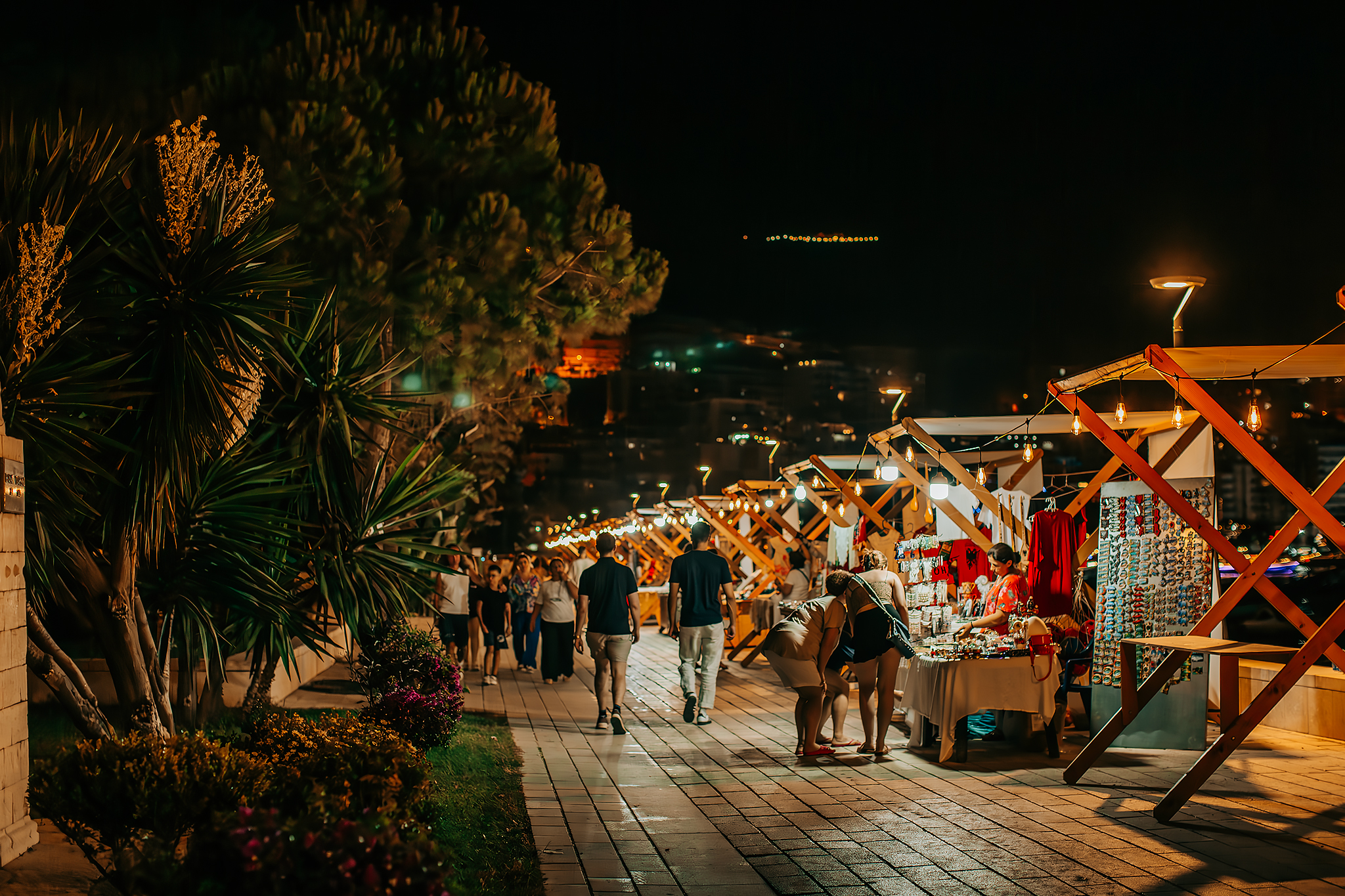 Nattpromenad i Saranda​