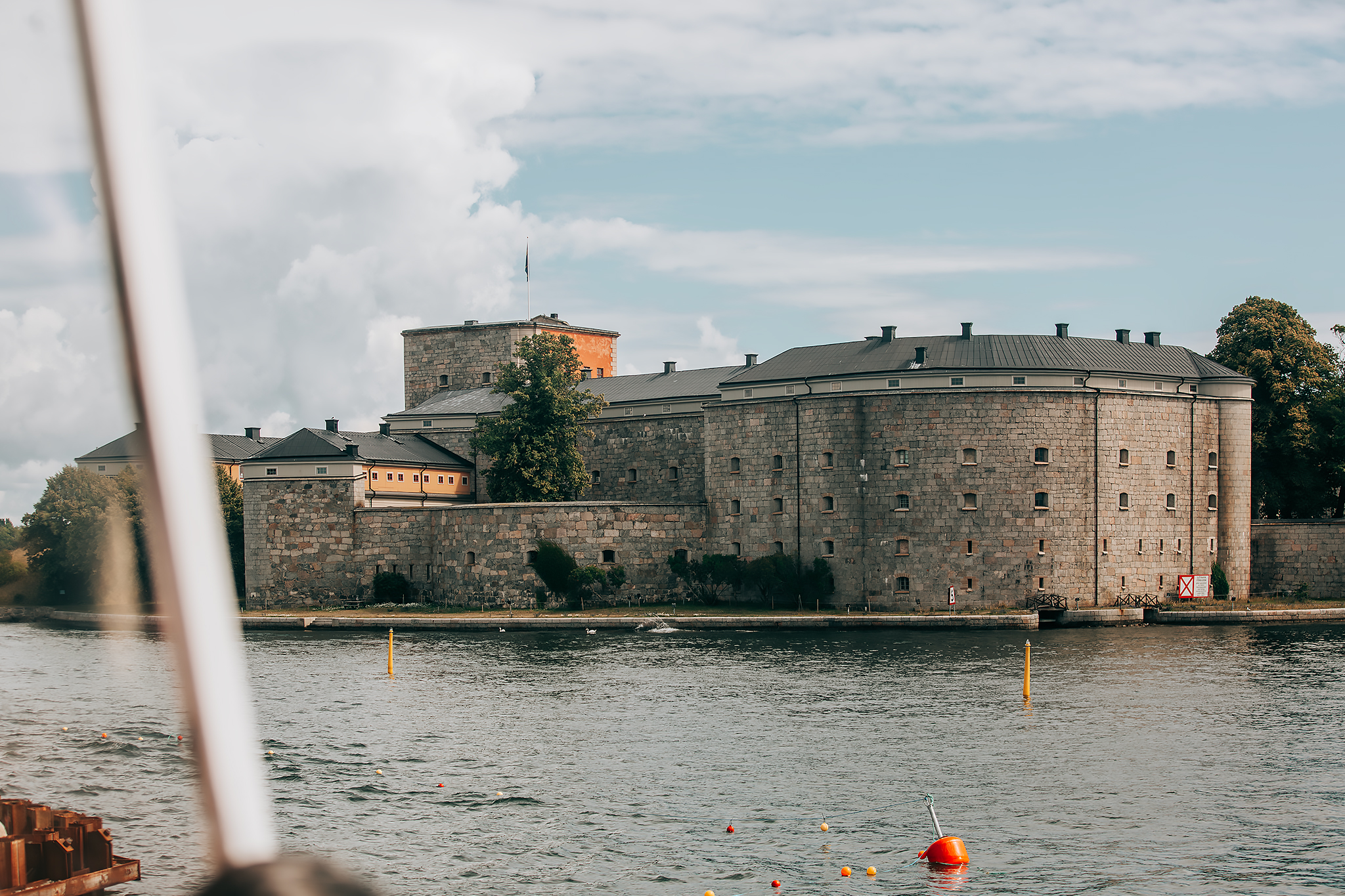 Vaxholm och Vaxholms kastell​