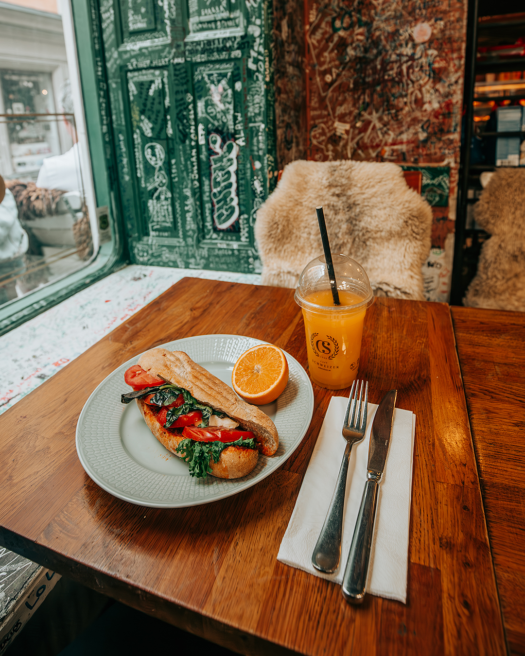 Frukost på Café Schweizer i Gamla Stan