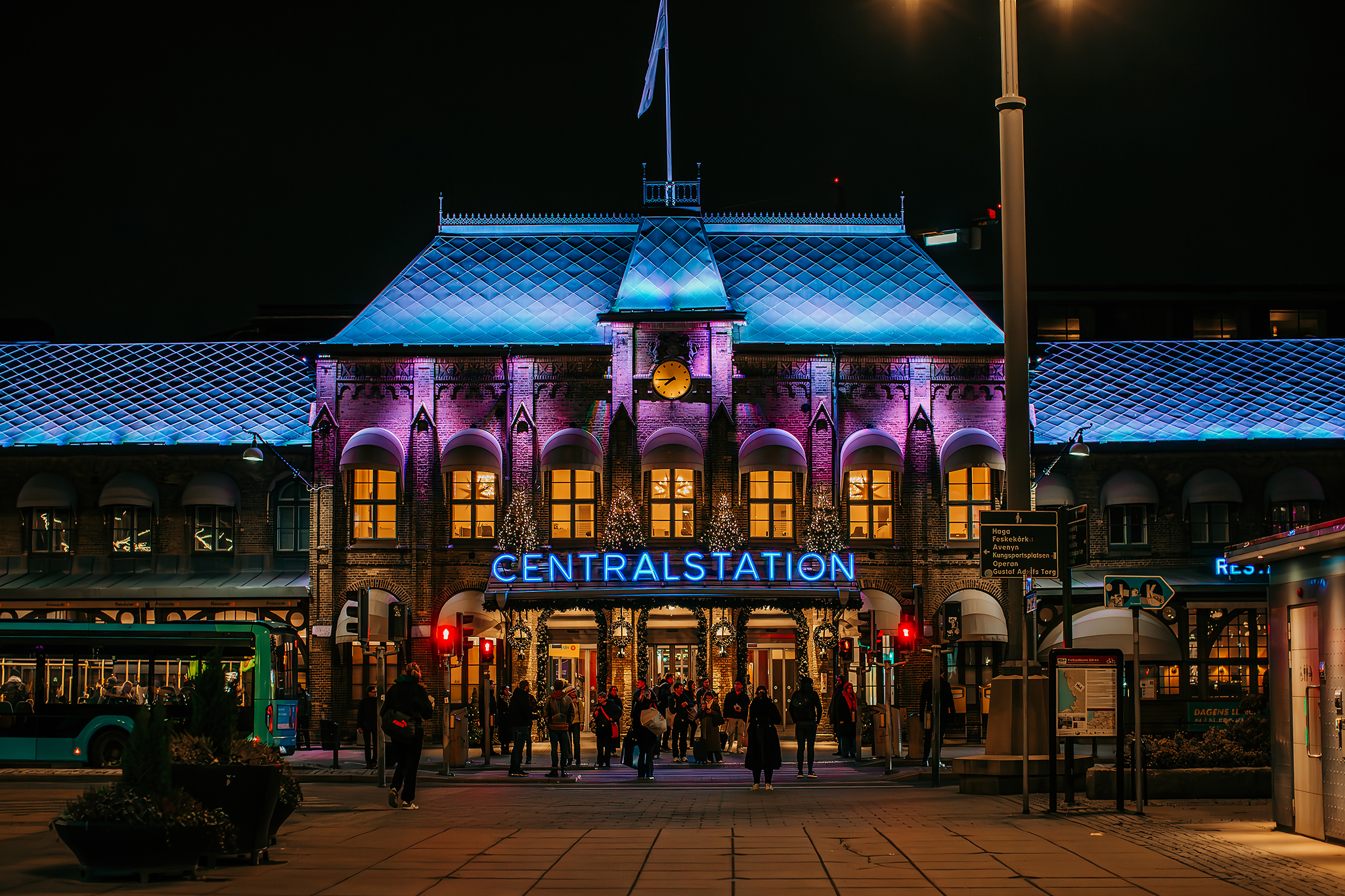 Julpynt på Centralstation i Göteborg​