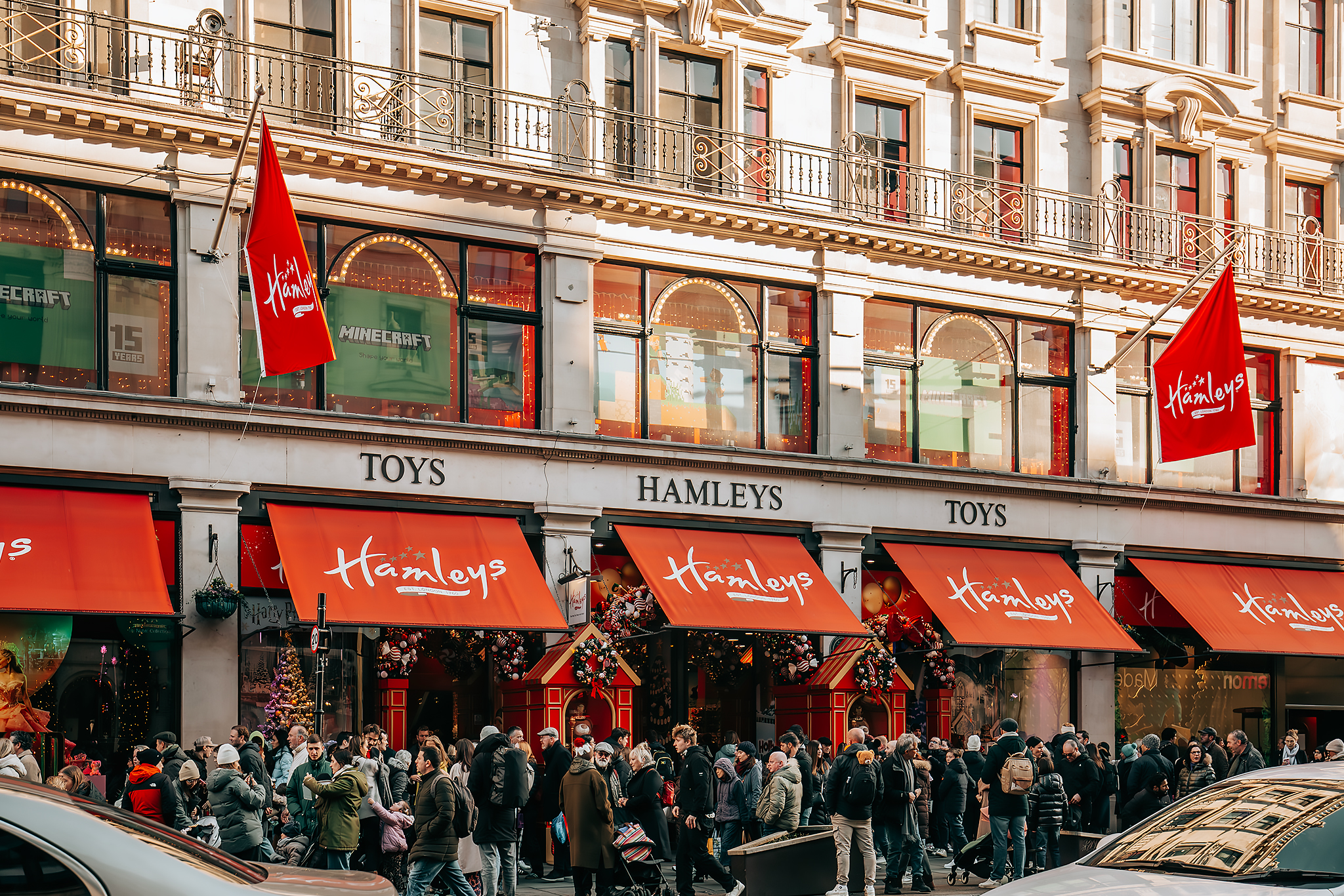 Oxford Street & Regent Street​