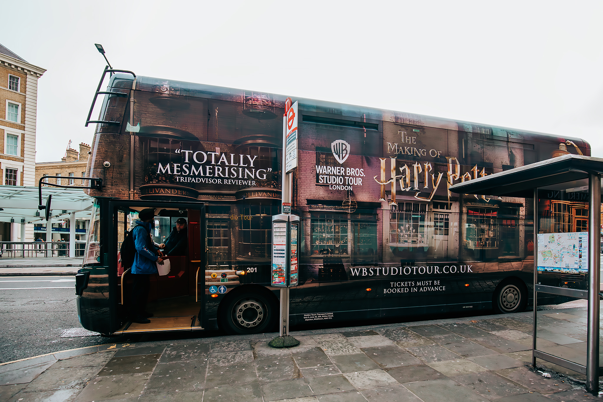 Buss från London till Harry Potter-studion i Watford