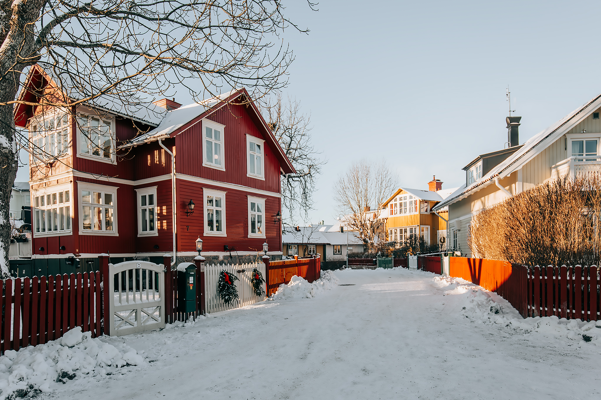 Promenad i Vaxholm på vintern​.